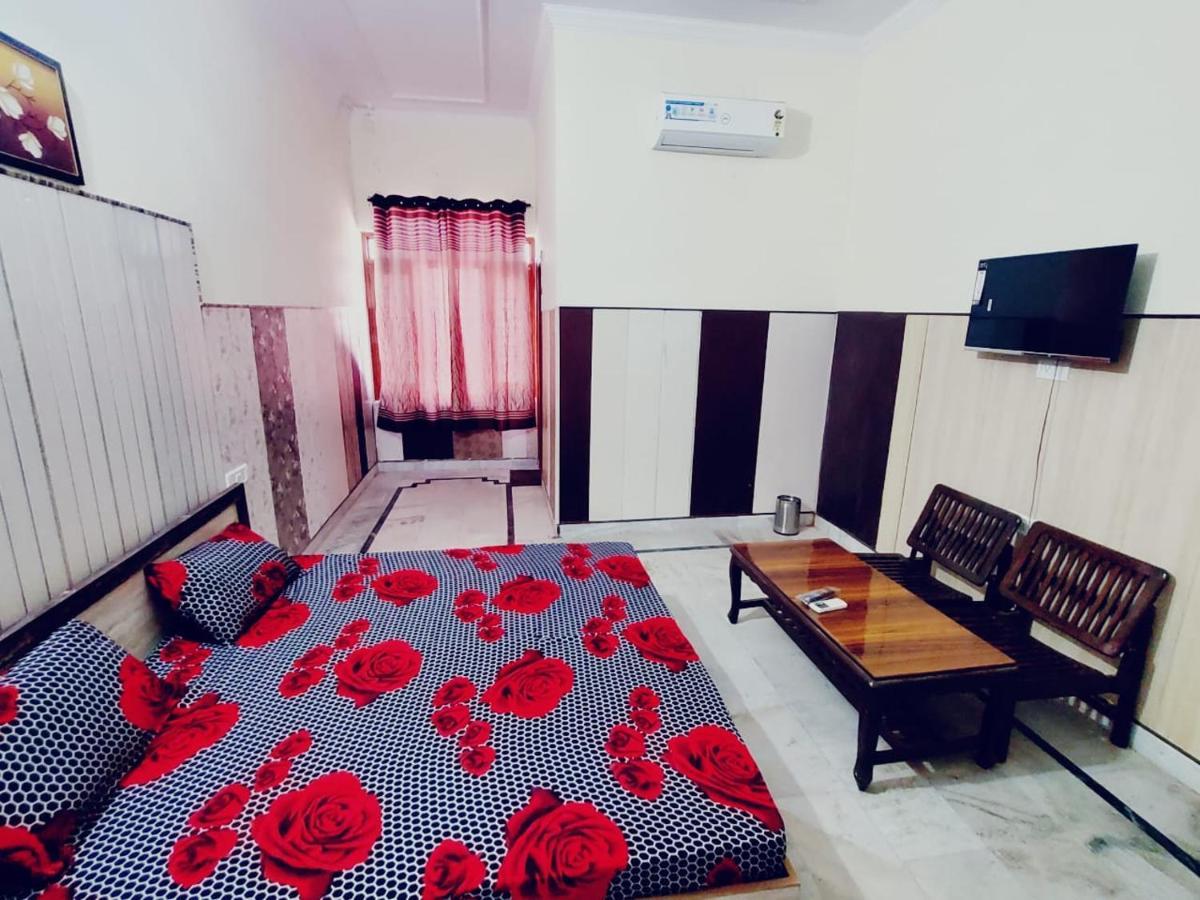 Royal Estate Villa Amritsar Exterior photo